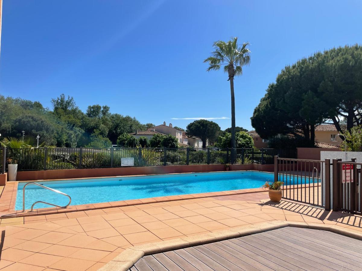 Apartment Port Cogolin With Garden View Grimaud Exteriör bild